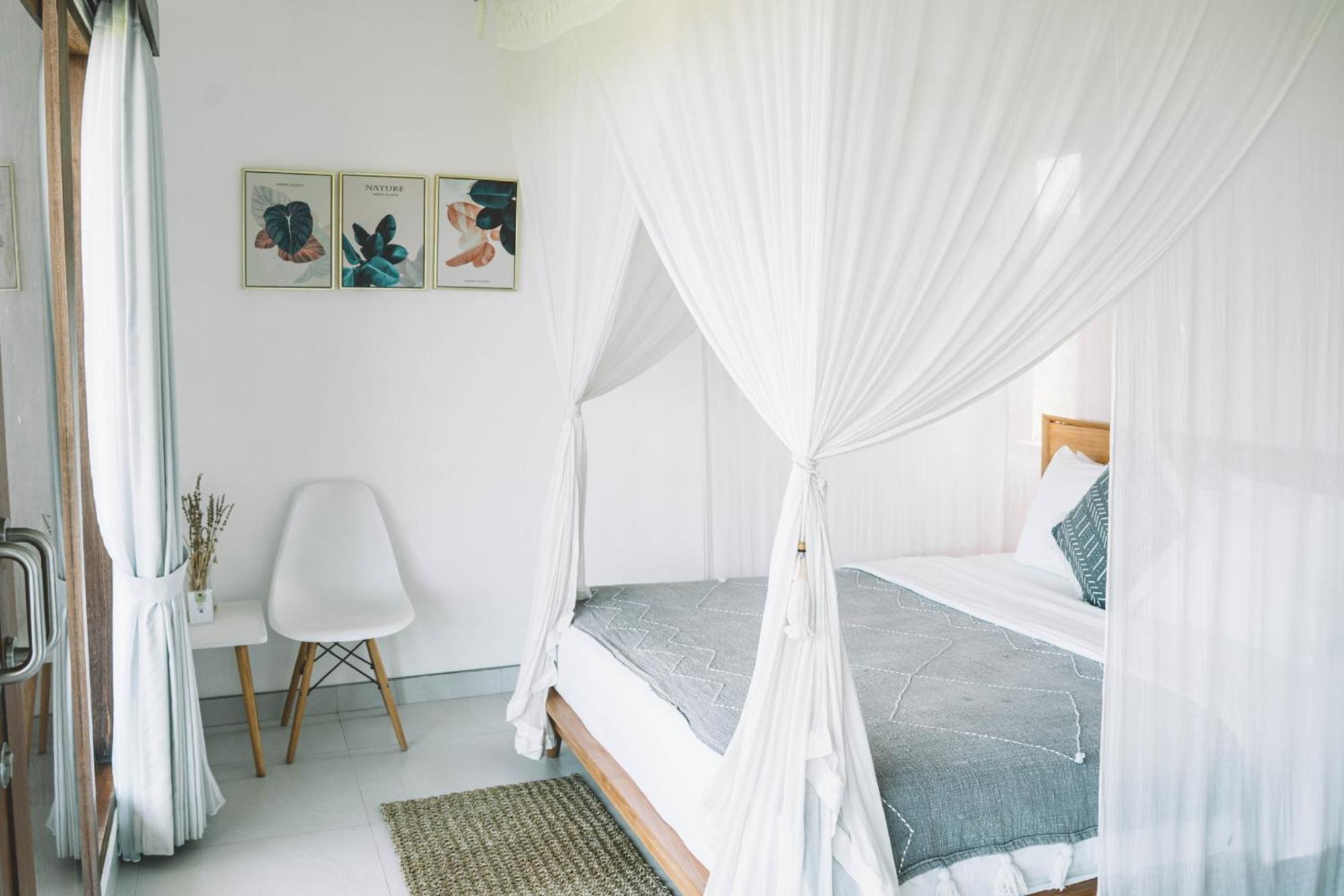 Three Palms Surf & Stay Medewi Airsatang Экстерьер фото